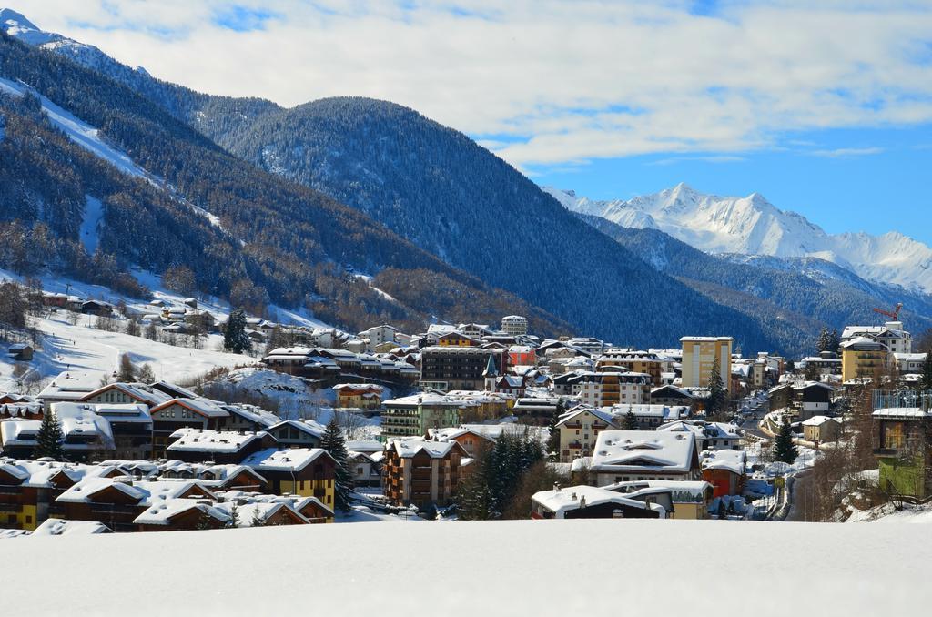 Hotel Cristallo Club Aprica Exterior foto